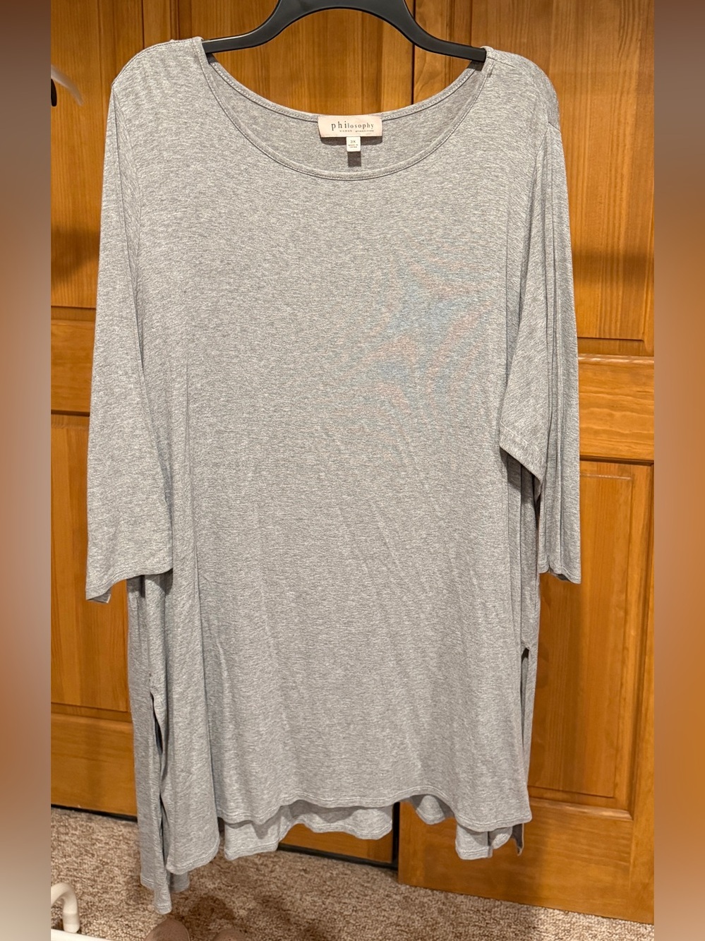 Philosophy Gray Lightweight Long Sleeve Scoop Neck Top